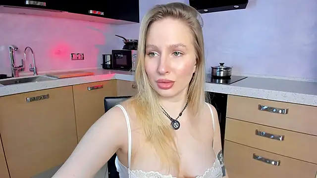 AnnLevine online show from April 10, 1:06 pm