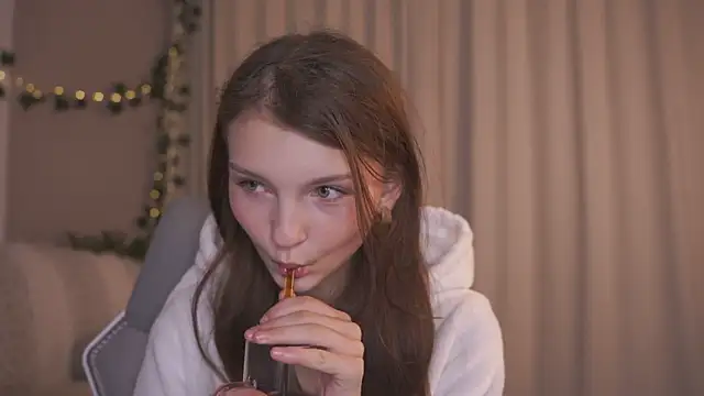 CindyGarrison online show from September 29, 1:11 am