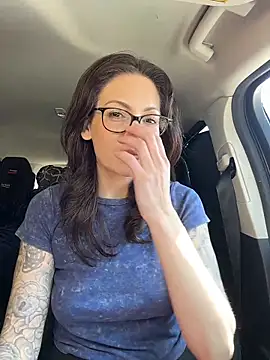 BeautifulMesss online show from March 21, 5:29 pm