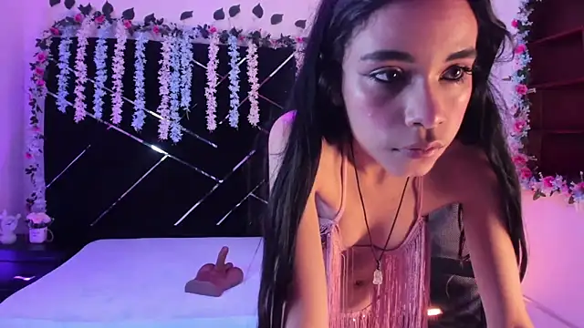 Jasmin Skinny online show from September 19, 2:21 am