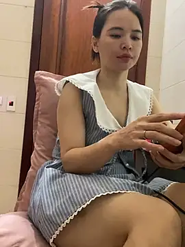 LiLi-Kirix99 online show from June 30, 8:08 pm