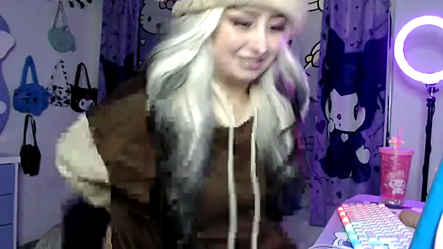 lussyevans24 online show from November 16, 7:10 am