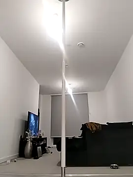 Cinderella Jewels  online show from February 10, 12:35 am