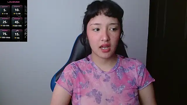 alexaa08 online show from January 19, 1:07 pm