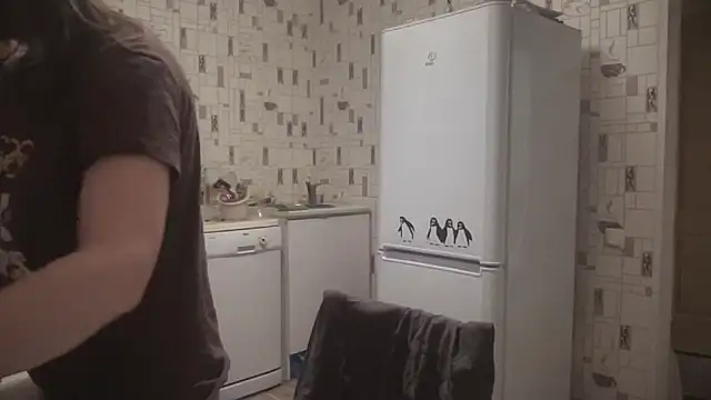 Diamond Tyler online show from December 22, 3:53 am