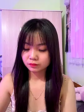 Maeve2k5 online show from October 8, 8:29 am