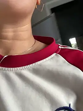 Linaannn online show from September 24, 8:57 am