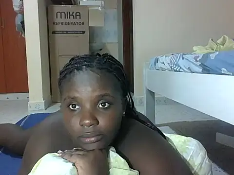 hotebbbyy online show from January 18, 5:09 pm