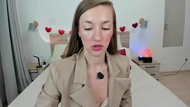 KateRedgar online show from February 6, 4:54 pm