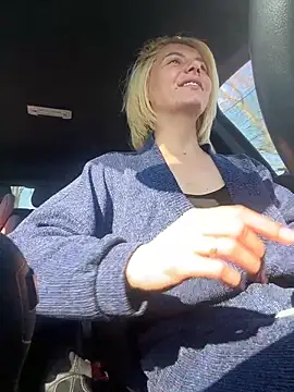 tanyagrey online show from March 25, 7:44 am