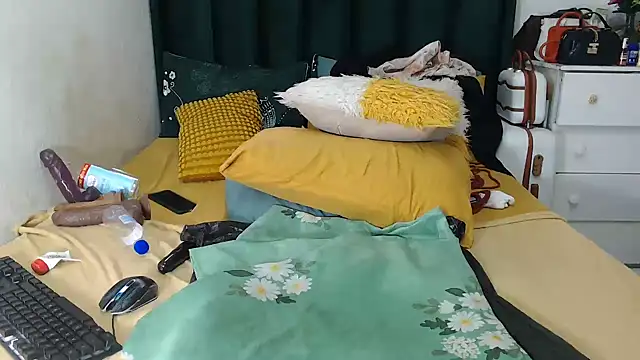 GaggingQueenxx online show from February 21, 7:42 am