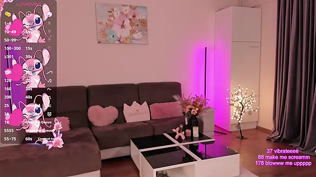 SweetAmeliaaa online show from January 13, 8:46 pm