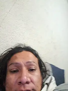 miicheele32 online show from January 9, 2:16 am