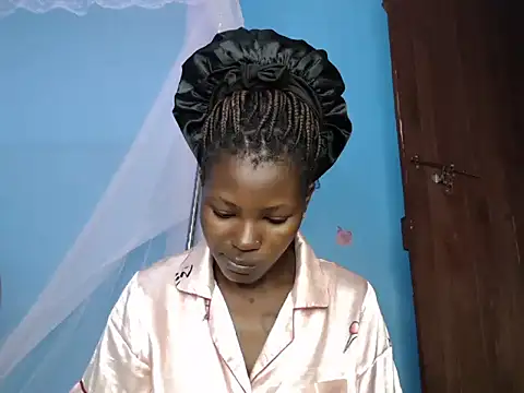 TrishaKalid online show from January 6, 8:40 am