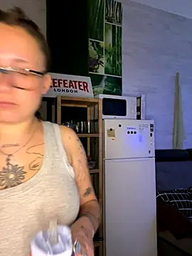 Hawitxui online show from October 19, 7:54 am