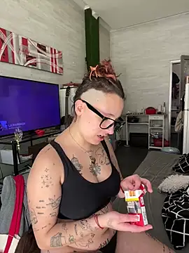 Hawitxui online show from February 12, 1:46 pm