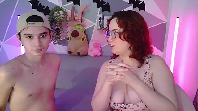 AndrewAnndCherry online show from October 3, 12:49 am