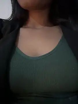 Hot Goldengirl online show from January 6, 7:28 pm