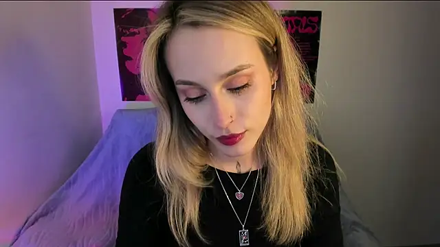 aviva faith online show from April 21, 6:26 pm