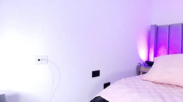 Brandhy v online show from December 16, 12:00 pm