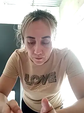 Isabel23zr online show from April 25, 2:36 pm