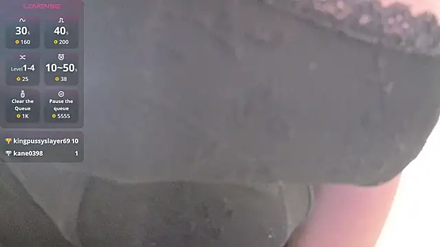 Hotsamantamature online show from November 28, 8:01 pm