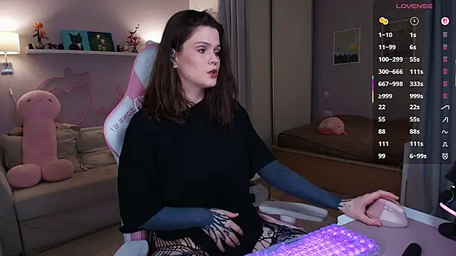 lisa moonlight online show from October 14, 8:39 am