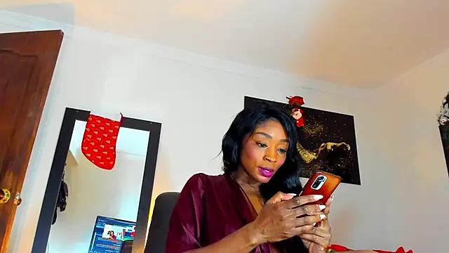 KimberlyBanks2 online show from December 21, 1:15 pm