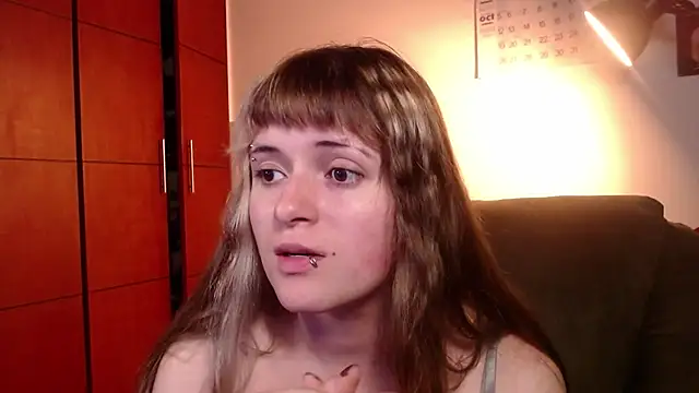 NEXT DOOR GIRL  online show from October 18, 12:25 am