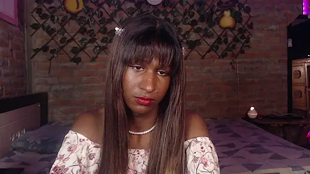 Angell Dustt  online show from March 4, 3:02 am