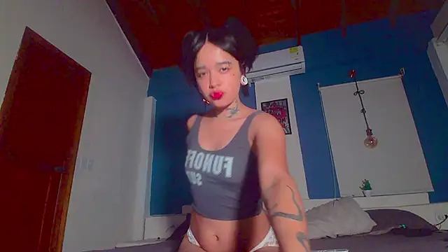 ariana-white- online show from September 12, 12:22 am