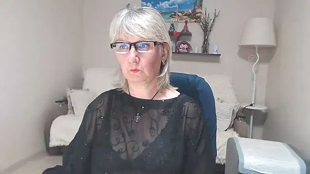 FleurMays online show from July 15, 10:42 am