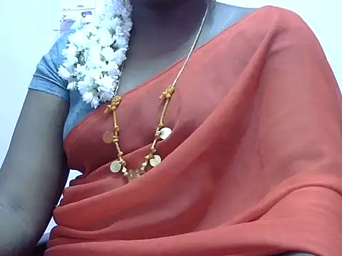 Hot akshara online show from February 6, 5:49 pm