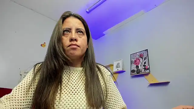 kathina giraldo online show from November 22, 6:32 pm