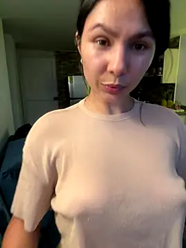 SofiaG  online show from October 4, 10:58 pm