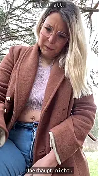 EmyLana online show from March 9, 8:28 am