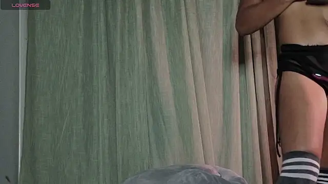 CurlyNony online show from April 29, 11:43 pm