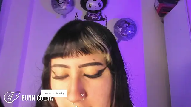 larissa01  online show from February 12, 4:19 pm