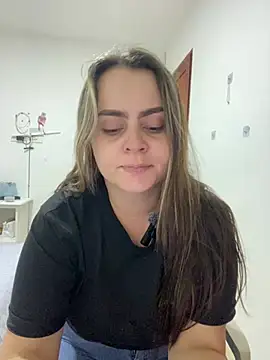 Im Amelia online show from June 1, 10:43 pm