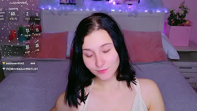 SarahStanley online show from November 27, 4:10 pm