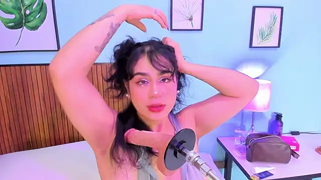 zyle boobs online show from October 30, 1:01 pm