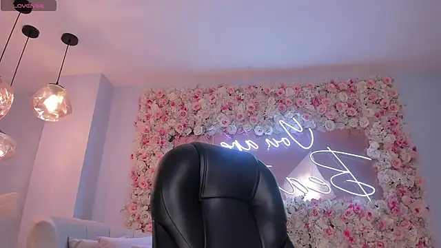 AbbyDalton online show from March 12, 8:00 pm