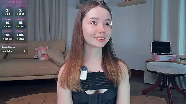 DominikaElis online show from April 20, 8:01 pm