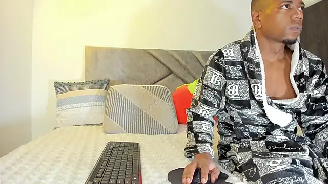 Deliciouscocoa online show from October 19, 10:39 am