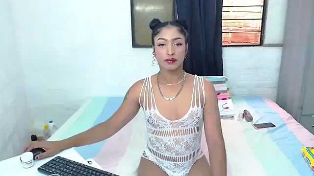 BLACK MOON TS online show from March 2, 6:14 pm