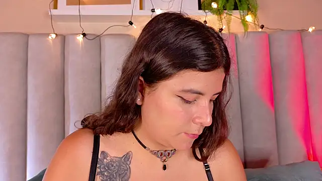 EngelStone online show from September 22, 7:45 pm