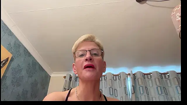 JennyHazel1 online show from March 9, 3:48 pm