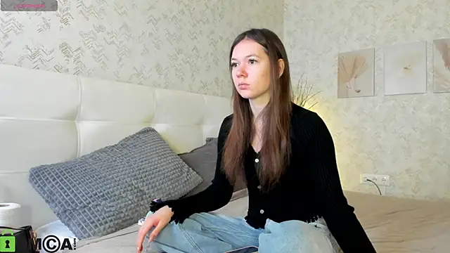 Nicole Charm online show from September 14, 9:56 pm