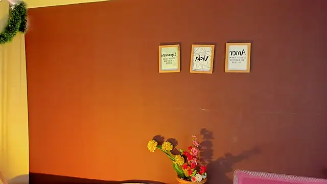 wini fer online show from December 2, 3:25 pm