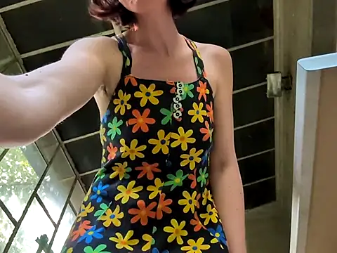 Milky hairy mommy online show from September 19, 12:15 pm